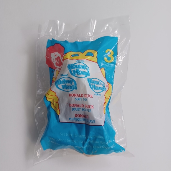 Mickey Mouse McDonald's Happy Meal Toy #3 -Mickey Mouse Soft Toy 2001 - Picture 3 of 9